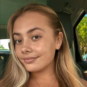 Meet your Posher, Giullia